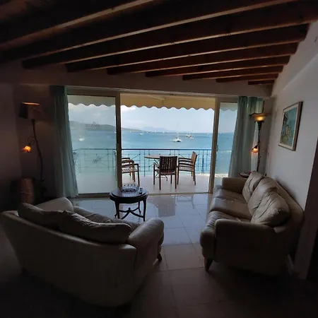 Salty Breeze Beachfront By Lefkadastay Lygia  Room photo