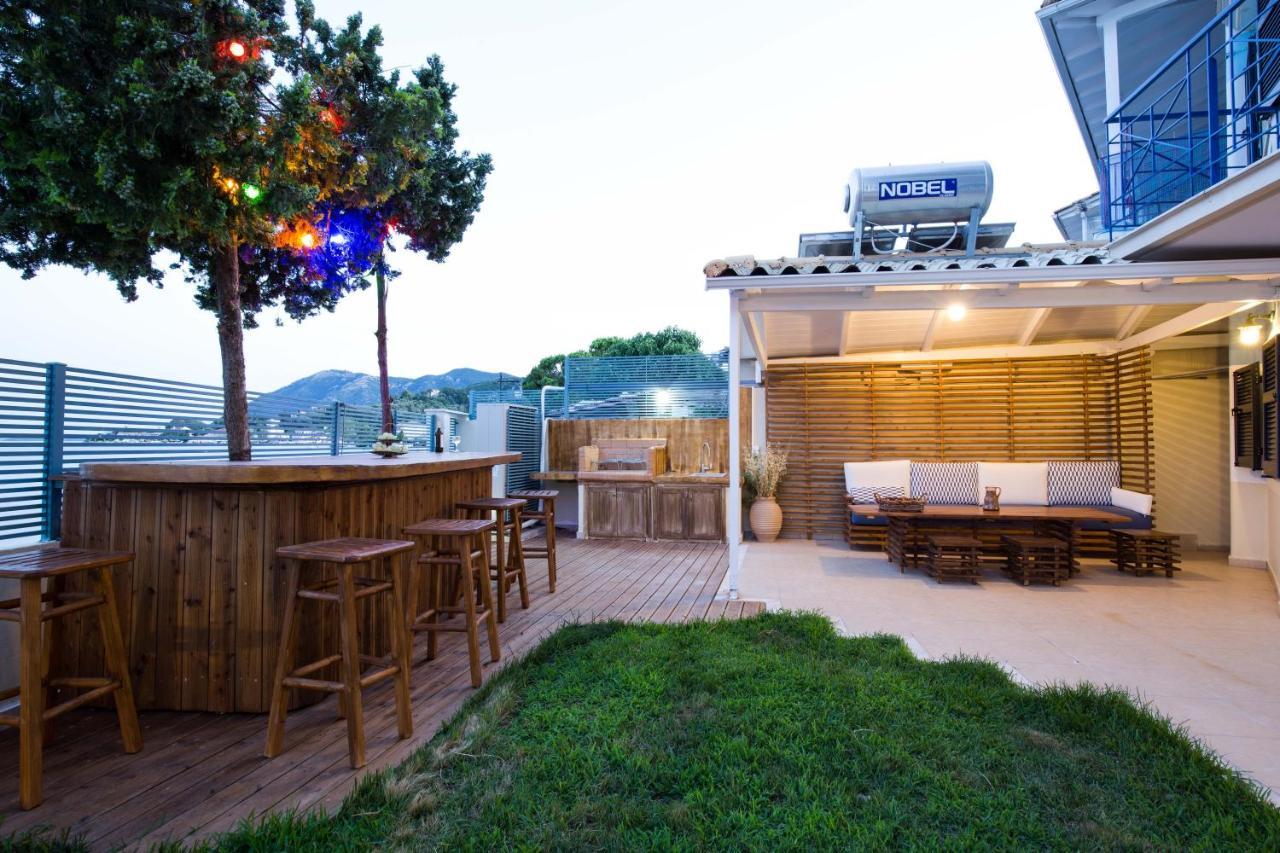 Villa Salty Breeze Beachfront By Lefkadastay Lygia (Lefkada)